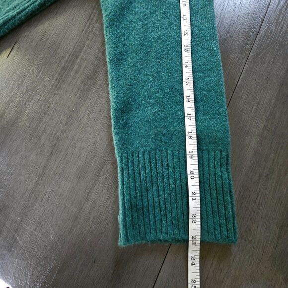J.Crew Wool Alpaca Blend Turtleneck Sweater Small Soft Knit Oversized Green - Picture 6 of 9